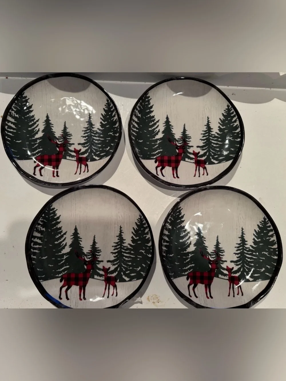 NEW Lot 4 Christmas Theme Melamine Dinner Plates Round 6 3/4 Reindeer Green Tree